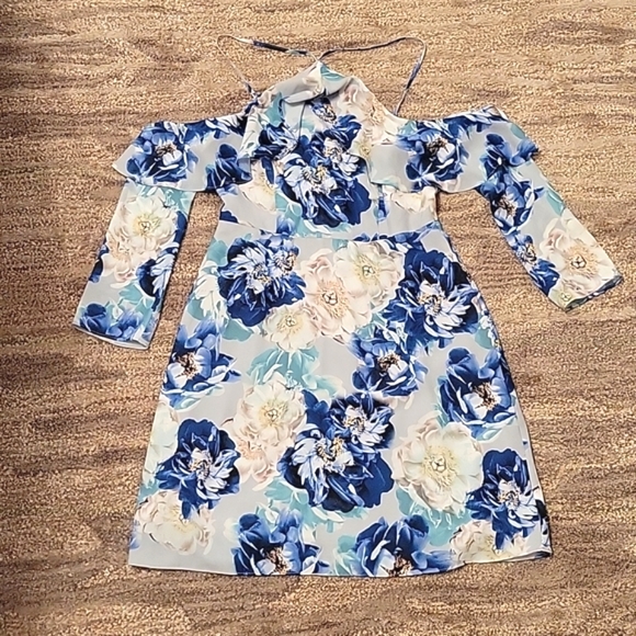 Cynthia Steffe Floral Ruffle Halter Dress Size 2 - Picture 2 of 9